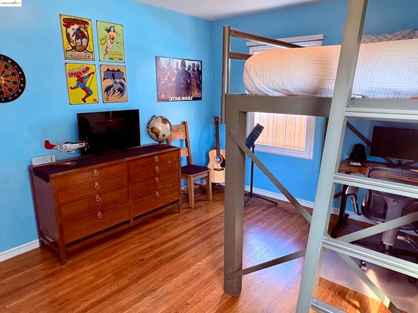 320 40Th St, Richmond CA 94805
