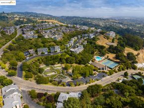 23 Binnacle HL, Oakland CA 94618