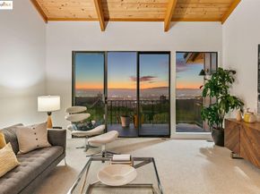 23 Binnacle HL, Oakland CA 94618