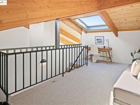 23 Binnacle HL, Oakland CA 94618