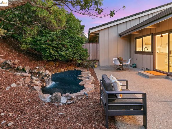 23 Binnacle HL, Oakland CA 94618