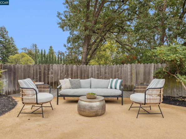 190 Verde Mesa Dr, Danville CA 94526