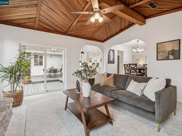190 Verde Mesa Dr, Danville CA 94526