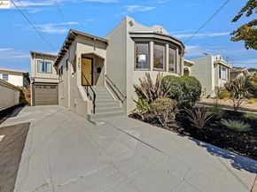 4267 Montgomery Street, Oakland CA 94611