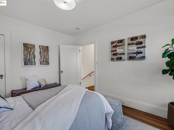 4267 Montgomery Street, Oakland CA 94611