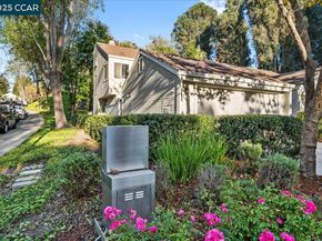 2552 Treeside Way, Richmond CA 94806