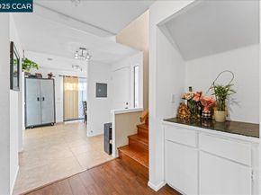 2552 Treeside Way, Richmond CA 94806