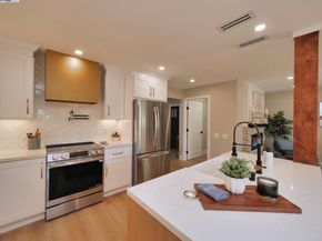1732 Oakmont Drive 8, Walnut Creek CA 94595