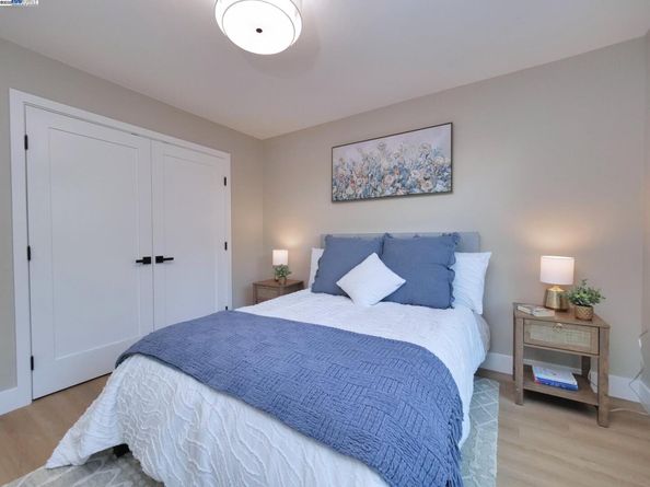 1732 Oakmont Drive 8, Walnut Creek CA 94595