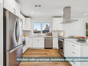 667 & 667A Alcatraz Ave, Oakland CA 94609
