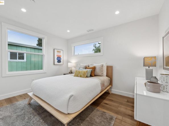 667 & 667A Alcatraz Ave, Oakland CA 94609