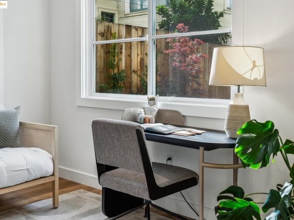 667 & 667A Alcatraz Ave, Oakland CA 94609