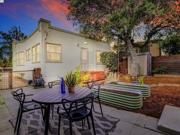 6120 Camden St, Oakland CA 94605