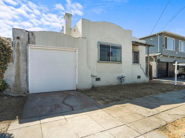 7851 Holly, Oakland CA 94621