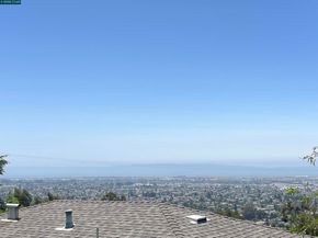 7618 Sunkist Dr, Oakland CA 94605