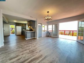 7618 Sunkist Dr, Oakland CA 94605