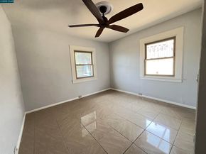 7618 Sunkist Dr, Oakland CA 94605