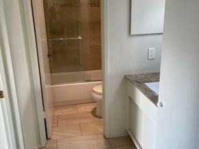 Undisclosed Address #41111777, Emeryville CA 94608