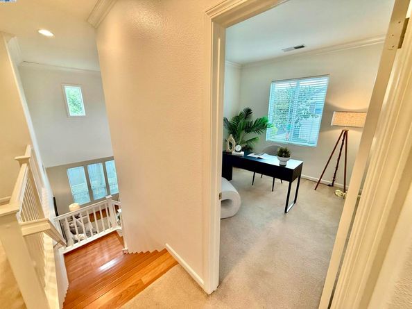 2712 Chocolate St, Pleasanton CA 94588
