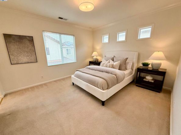2712 Chocolate St, Pleasanton CA 94588