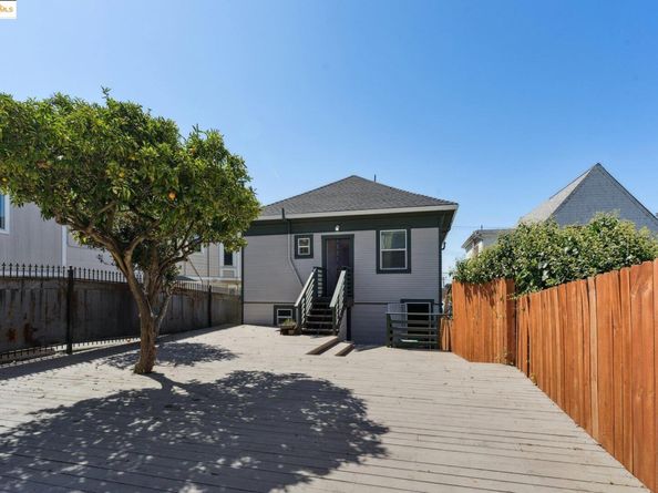 2322 E 21st St, Oakland CA 94601