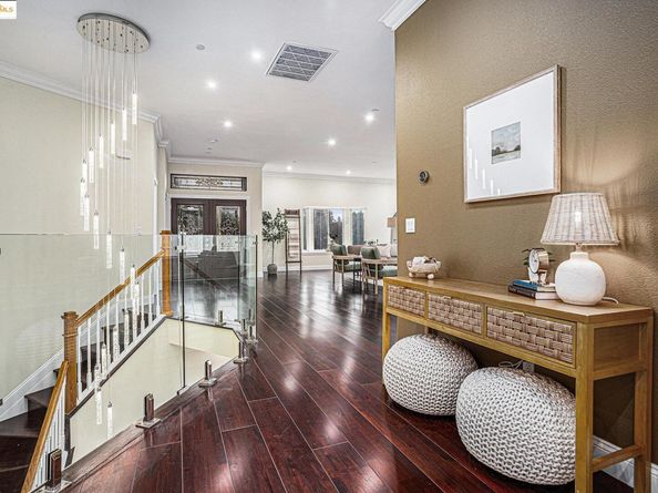 130 Arbor View Ln, Lafayette CA 94549