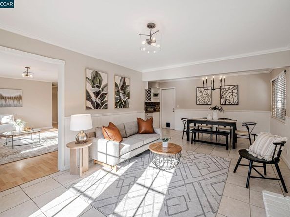 1498 Delaware Dr, Concord CA 94521