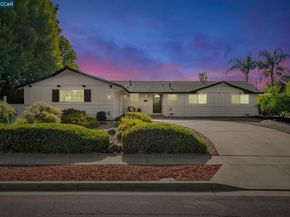 1498 Delaware Dr, Concord CA 94521