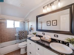 1498 Delaware Dr, Concord CA 94521