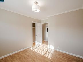 1498 Delaware Dr, Concord CA 94521