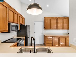 236 Canyon Woods Way B, San Ramon CA 94582