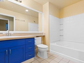 1121 40th Street 4201, Emeryville CA 94608