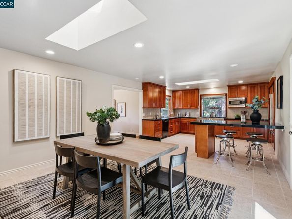 1149 Camino Vallecito, Lafayette CA 94549