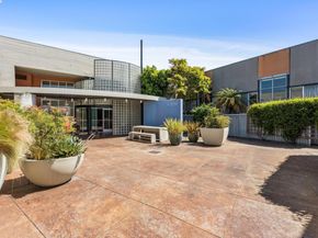 311 4th St 301, Oakland CA 94607