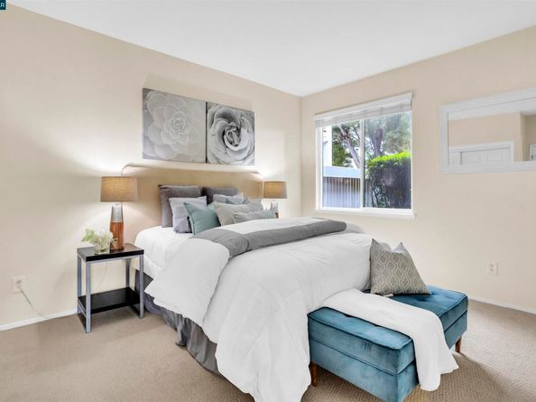 221 Bayside Ct, Richmond CA 94804