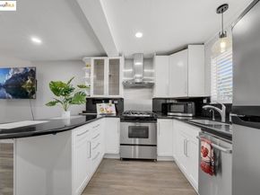 7572 Mountain Blvd. 2, Oakland CA 94605