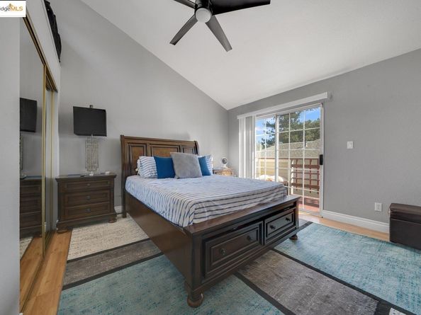 7572 Mountain Blvd. 2, Oakland CA 94605