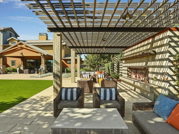 833 Tranquility Cir 5, Livermore CA 94551