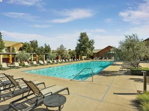 833 Tranquility Cir 5, Livermore CA 94551
