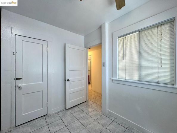 2101 13Th Ave, Oakland CA 94606
