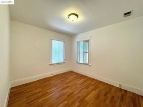 2101 13Th Ave, Oakland CA 94606