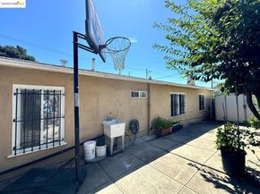 2101 13Th Ave, Oakland CA 94606