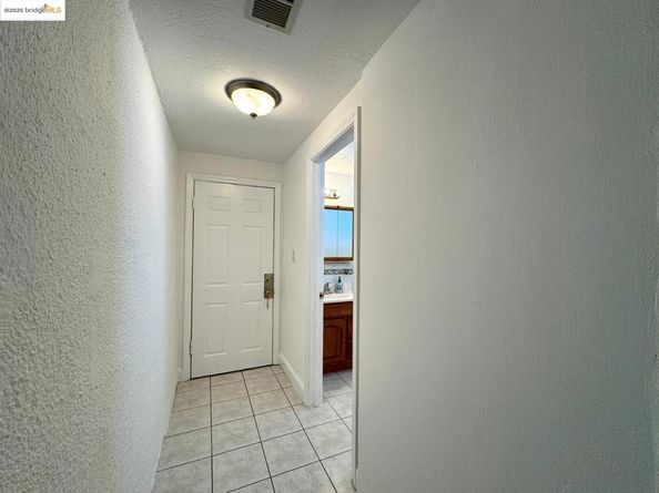 2101 13Th Ave, Oakland CA 94606