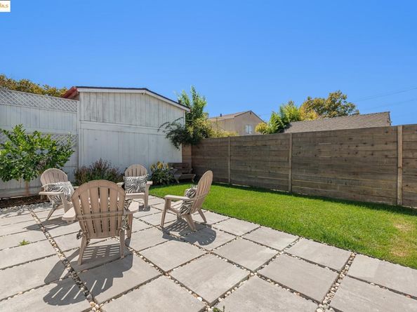 3020 55Th Ave, Oakland CA 94605