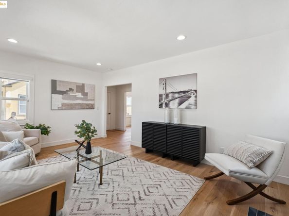 3020 55Th Ave, Oakland CA 94605