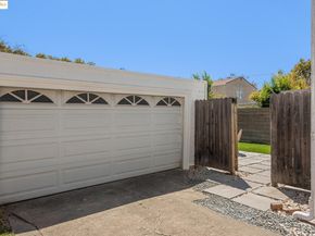 3020 55Th Ave, Oakland CA 94605