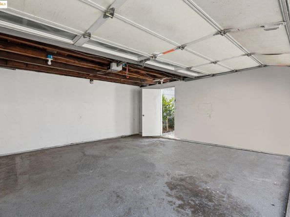 3020 55Th Ave, Oakland CA 94605
