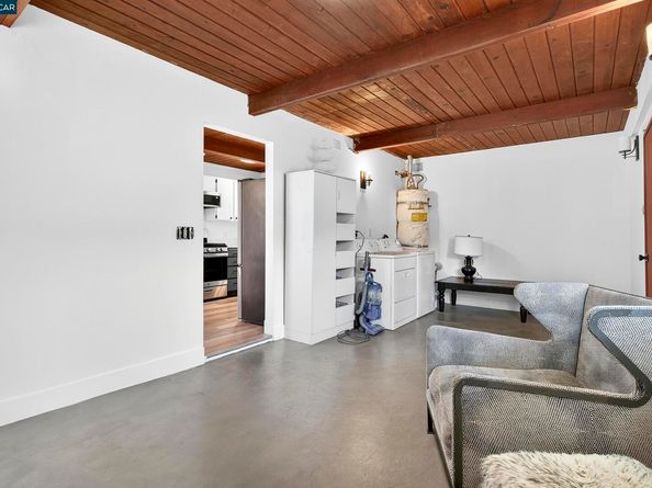 952 Patrick Dr, Pinole CA 94564