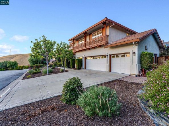 1105 Peacock Creek Drive, Clayton CA 94517