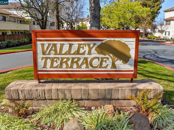 5095 Valley Crest Dr 308, Concord CA 94521